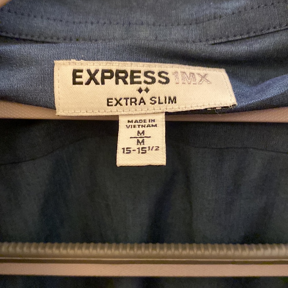 Express1MX button down size medium extra slim. - Picture 2 of 10